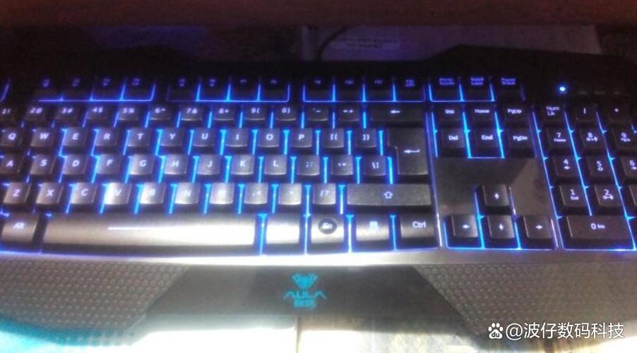 联想拯救者关机了键盘还亮着