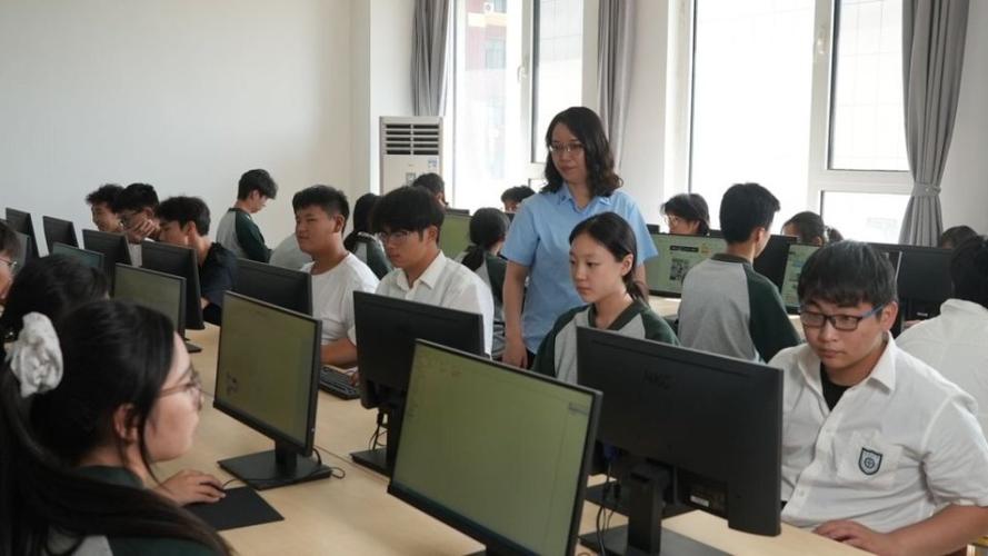 青岛中职学校